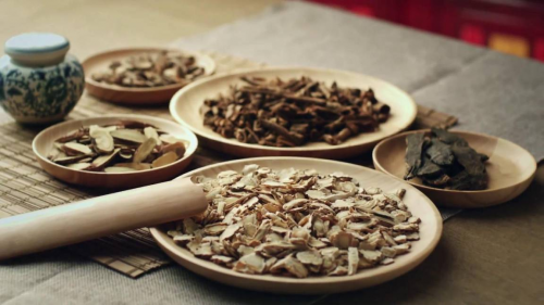 外阴白斑的治疗方法有哪些？