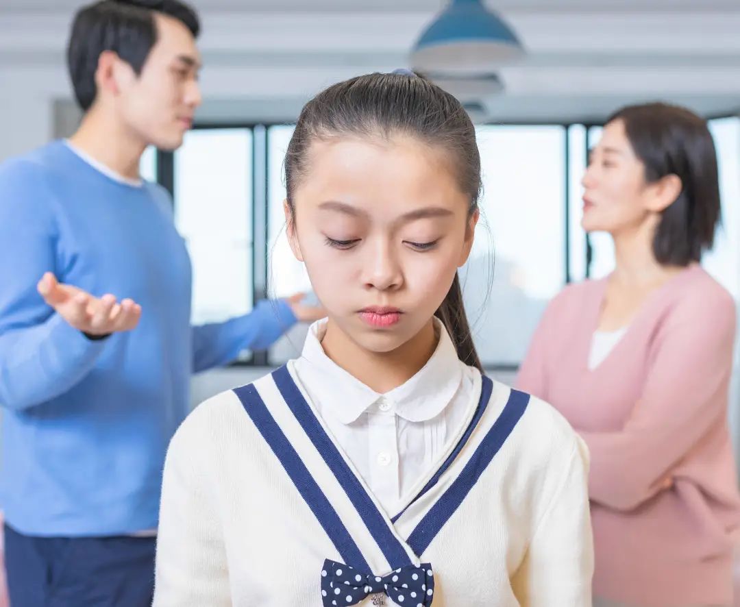 青少年患上外阴白斑在饮食上应该注意什么？