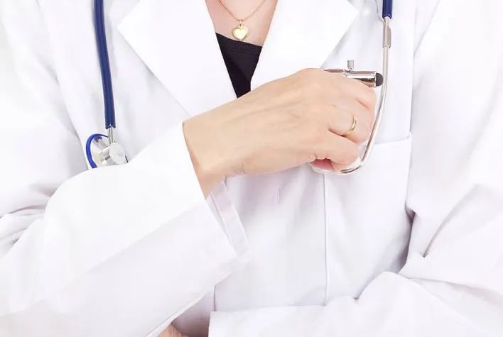 患上外阴白斑后都有什么症状? 患上外阴白斑后都有什么症状?
