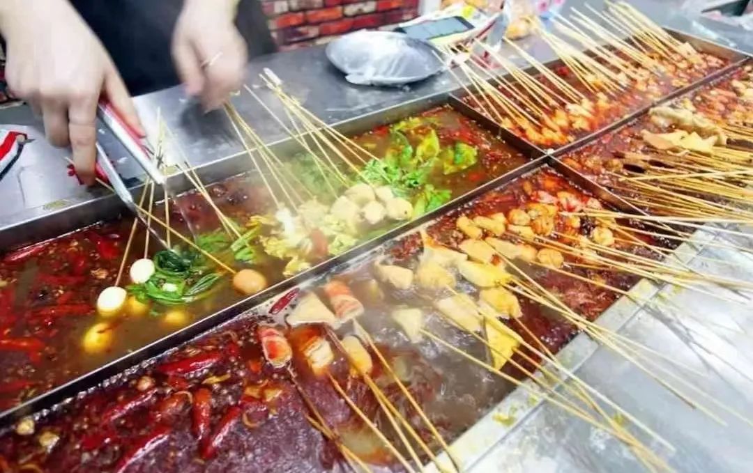 外阴白斑患者不能吃哪些街边小吃? 外阴白斑患者不能吃哪些街边小吃?